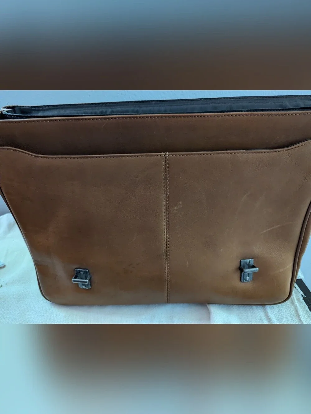 Heritage Colombian Genuine Leather 16